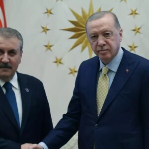 cumhurbaskani erdogan bbp lideri mustafa desticiyi kabul etti fCn8RYxF