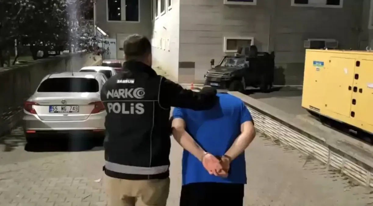 samsunda dolandirici yakalandi hdHNJkwO.jpg