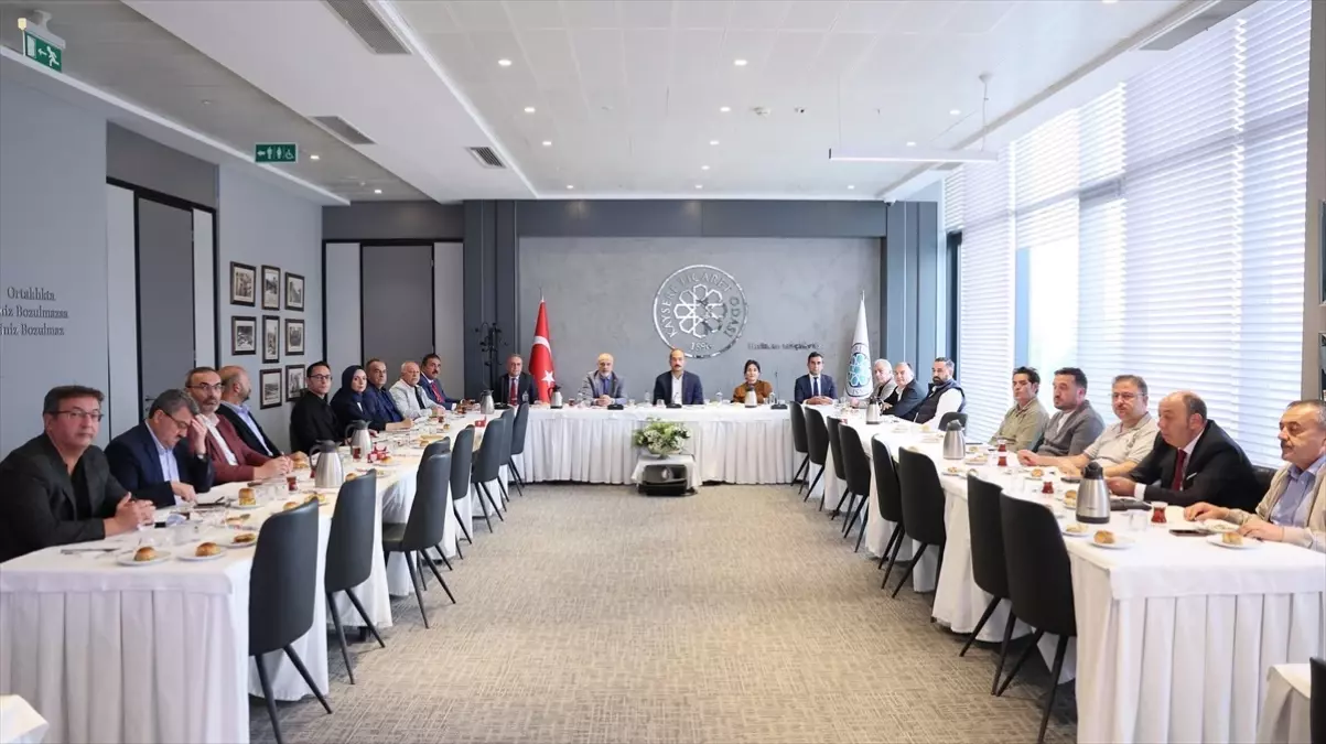 sgk ve ktodan is dunyasina bilgilendirme toplantisi ZEqLuFCw