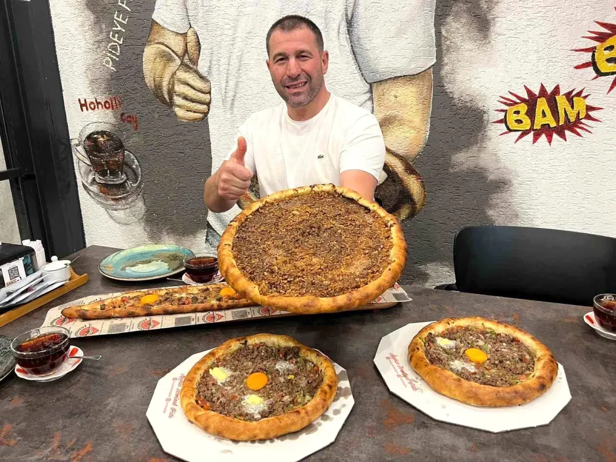 trabzonun elmali pidesi geleneksel tatlara modern dokunus bnabaTPQ.jpg