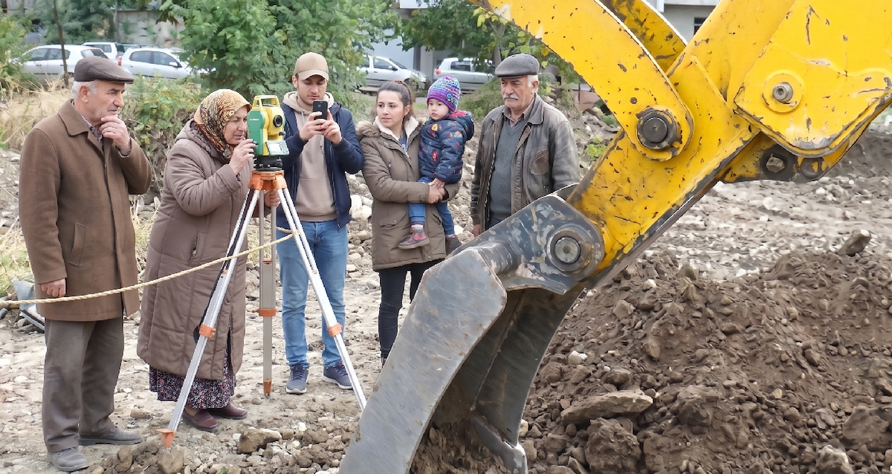 Çocuklar ve Aileler İçin Mini Şantiye Eğlencesi