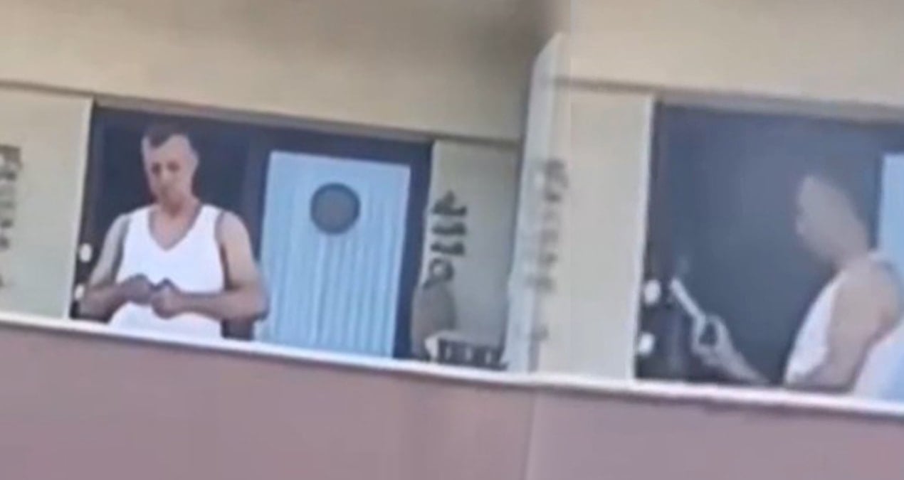 Balkonda Mermi Doldururken Yakalandı! Gözaltına Alındı