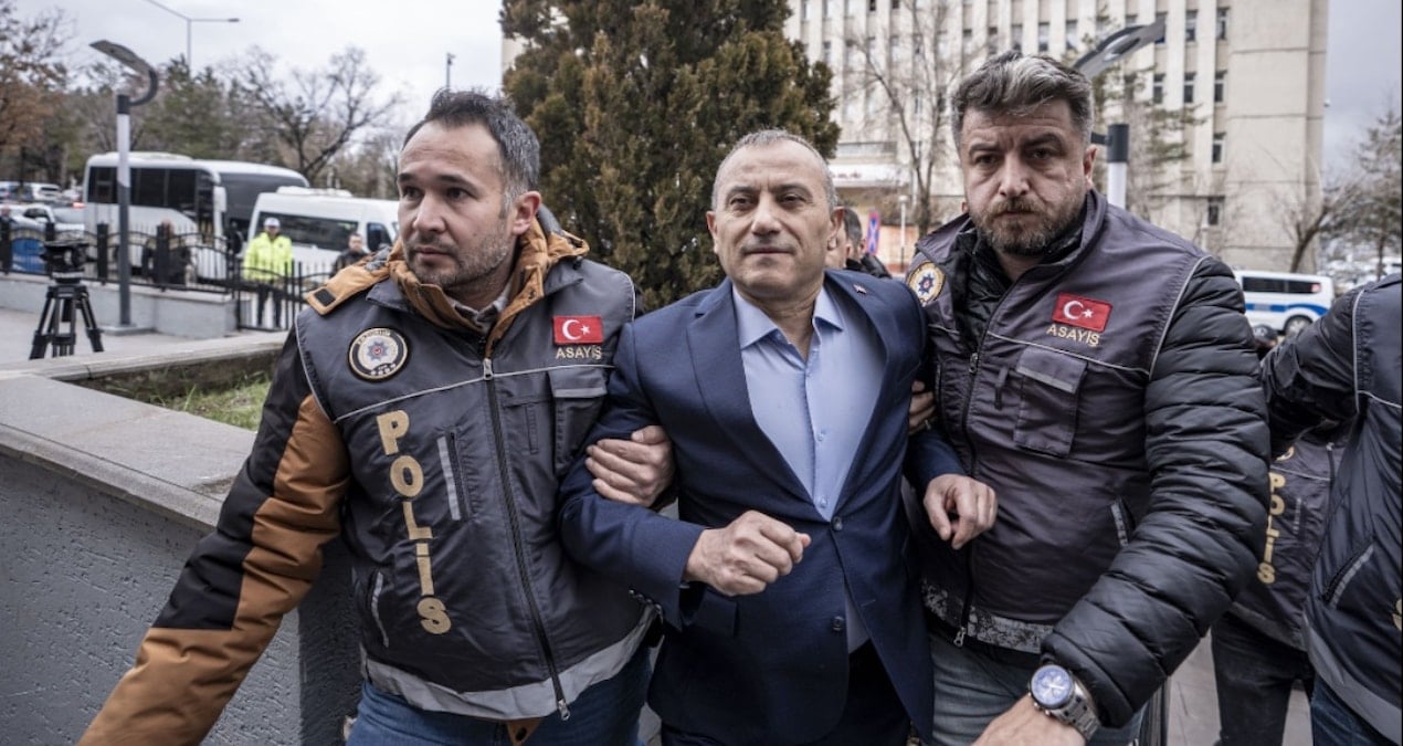 Ödüller ve İnsani Değerler: Tuncay Sonel Örneği